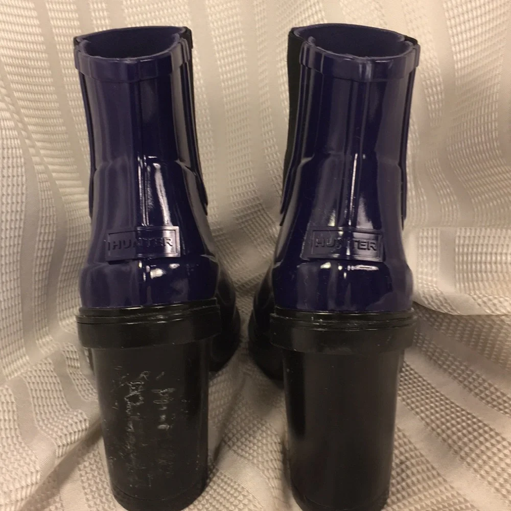 NWT RARE Hunter ankle 3”heel boots, tried on